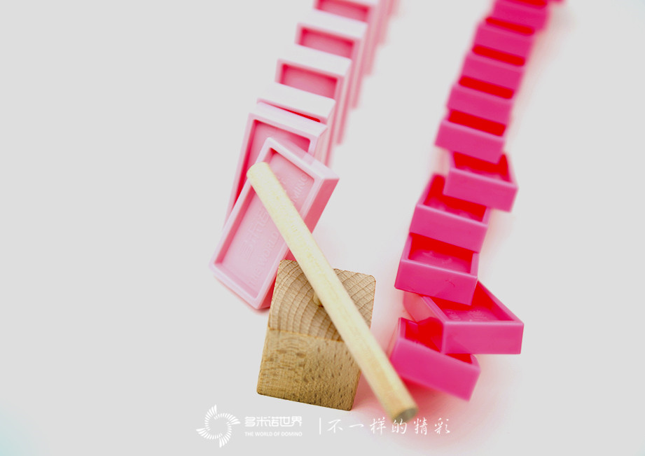 多米諾世界專業器材—骨牌專用轉向器